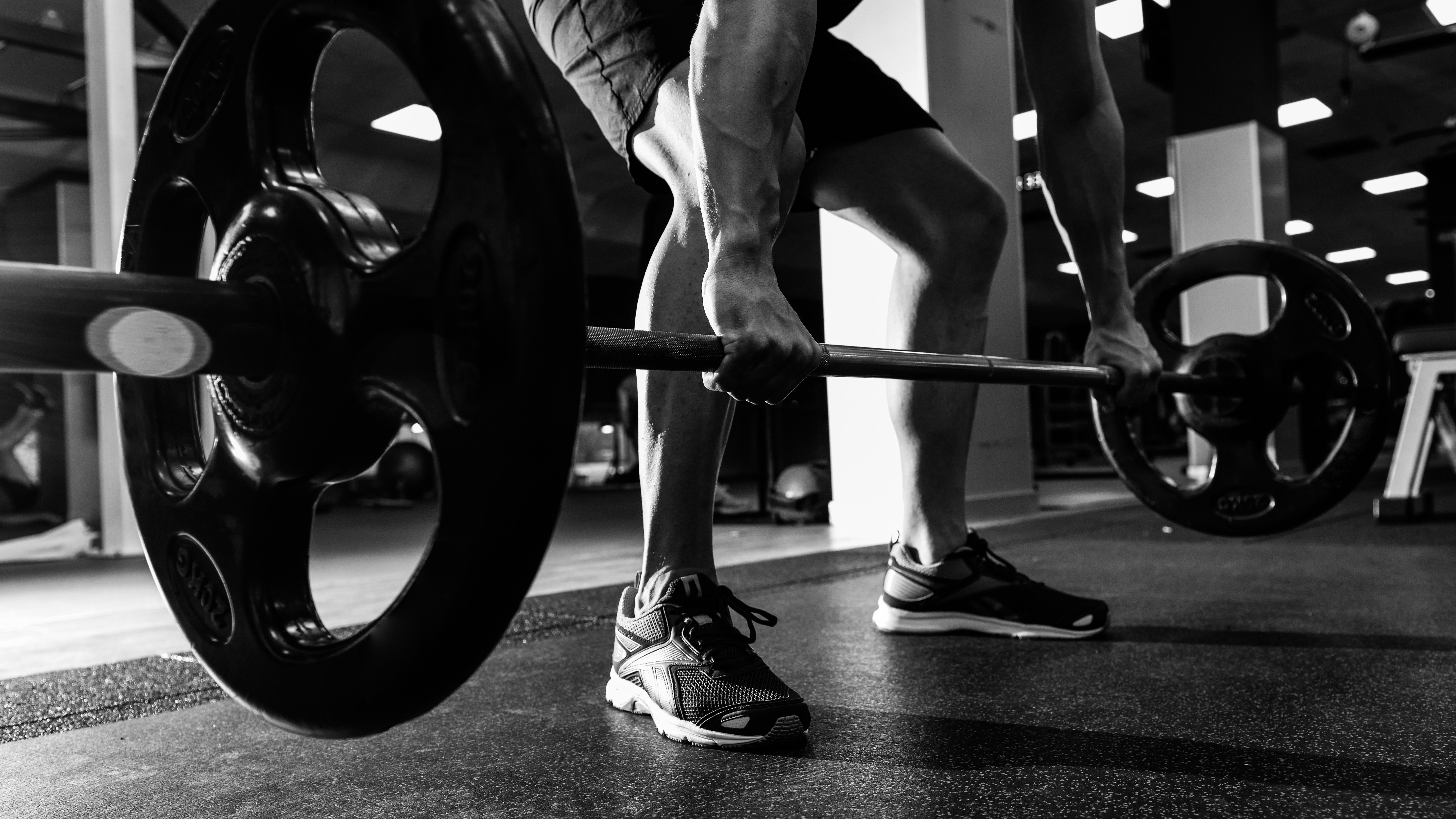 weightlift workout at the gym